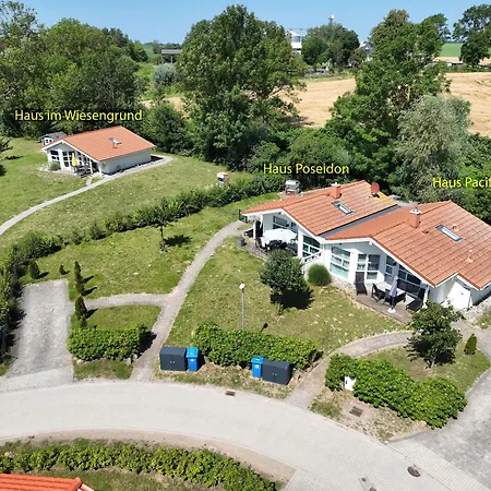 Daenische Ferienhaeuser Am Salzhaff Haus Pacific *