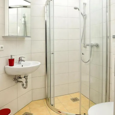 別荘 Daenische Ferienhaeuser Am Salzhaff Haus Pacific インゼル・ペール