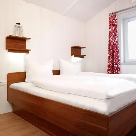 Daenische Ferienhaeuser Am Salzhaff Haus Pacific *